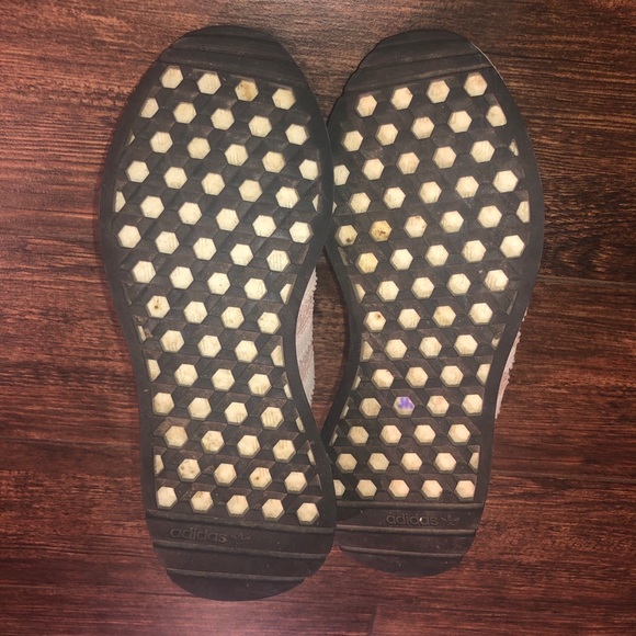 SOLD ❌Baby Pink Adidas - Picture 6 of 6